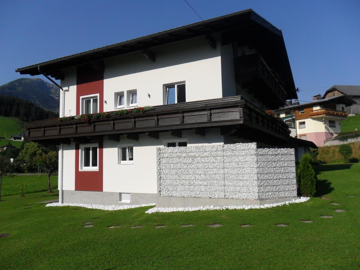 Gaestehaus Walpurga Russbach am Pass Gschütt Eksteriør billede